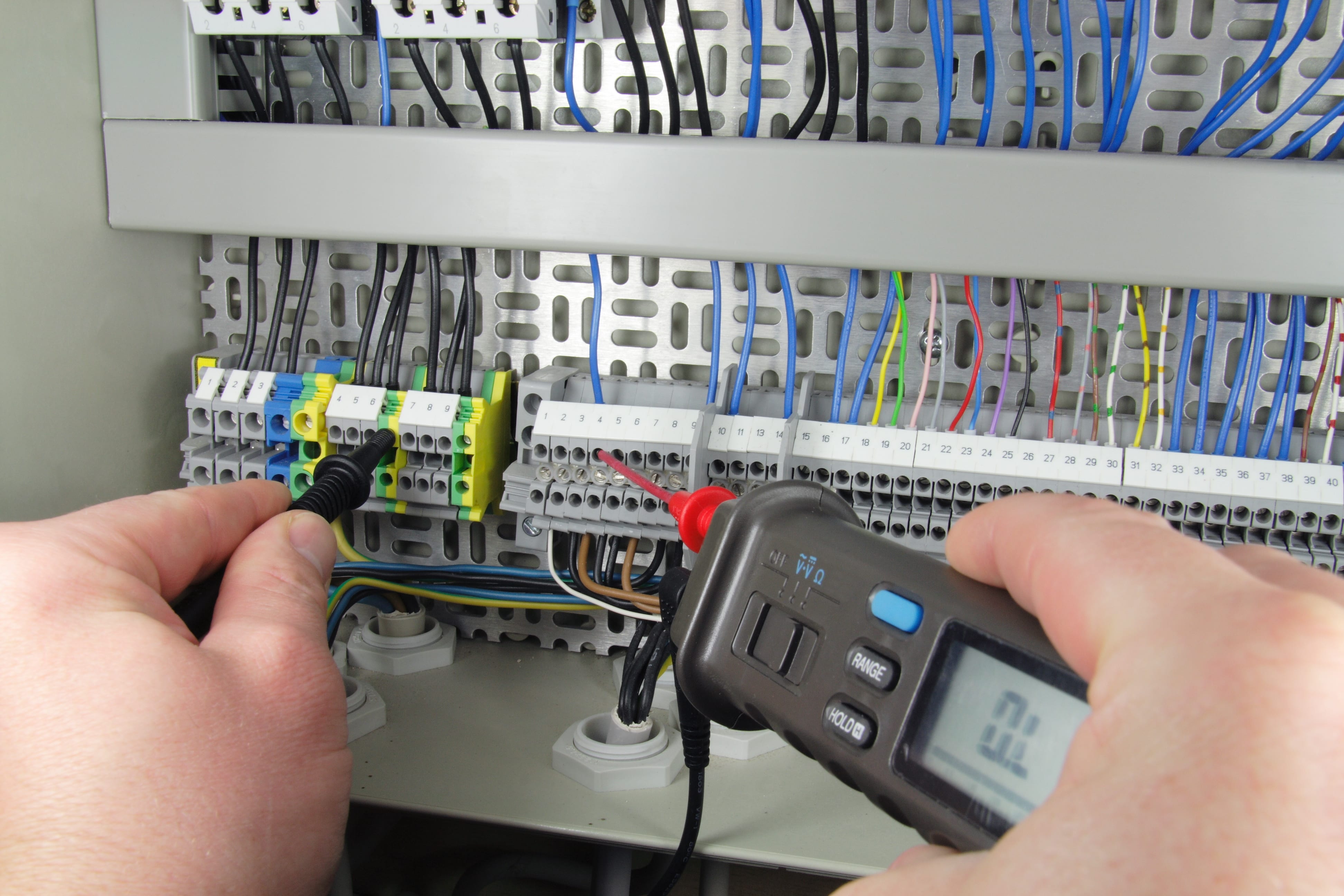 Elektroanlagenbau Bautzen GmbH cover image